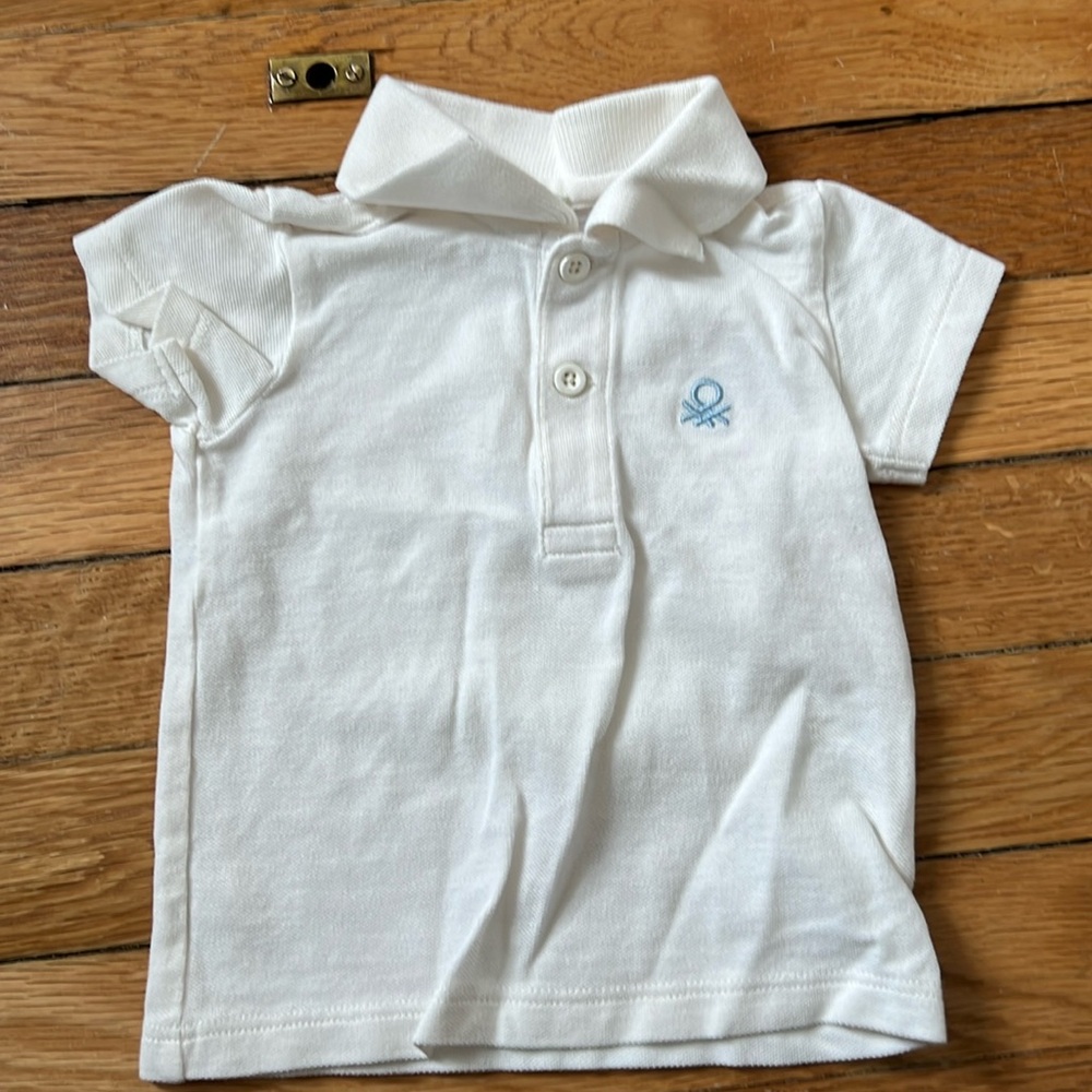 NWOT Benetton baby white polo t-shirt, size 9M